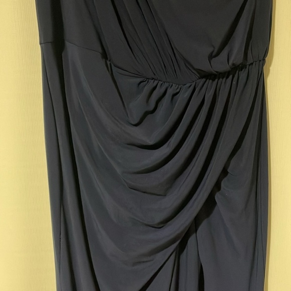 Mac Duggal Women's Ruffled One Shoulder Gown Size 14 - Picture 7 of 15